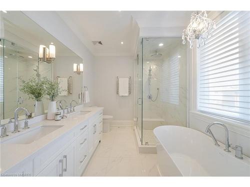 339 Morden Road, Oakville, ON - Indoor Photo Showing Bathroom
