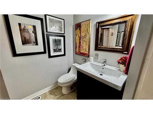 119-1220 Thorpe Road, Burlington, ON - Indoor Photo Showing Bathroom