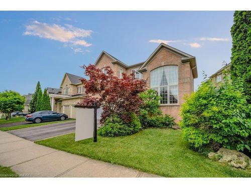 2240 Wuthering Heights Way, Oakville, ON - Outdoor