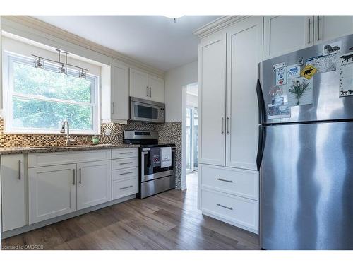 110 Orsett Street, Oakville, ON - Indoor Photo Showing Kitchen With Stainless Steel Kitchen