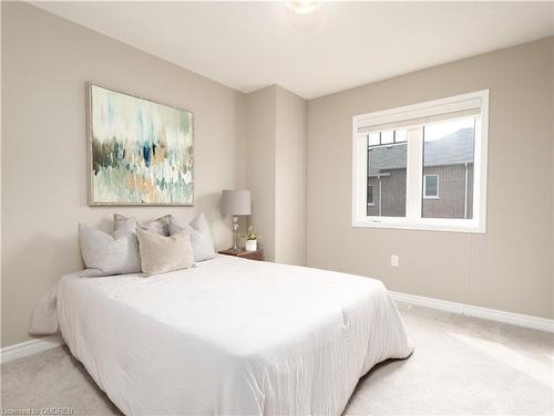 9 Leiterman Drive, Milton, ON - Indoor Photo Showing Bedroom