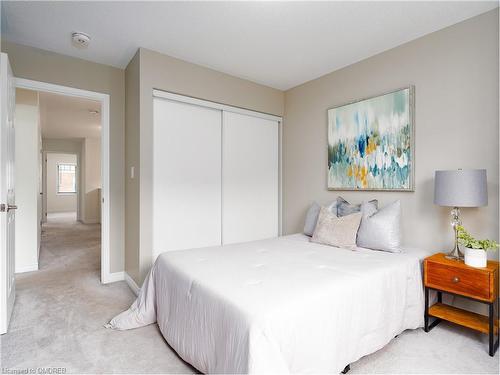 9 Leiterman Drive, Milton, ON - Indoor Photo Showing Bedroom