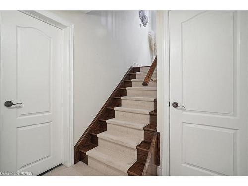 4666 Mcleod Road, Burlington, ON - Indoor Photo Showing Bathroom