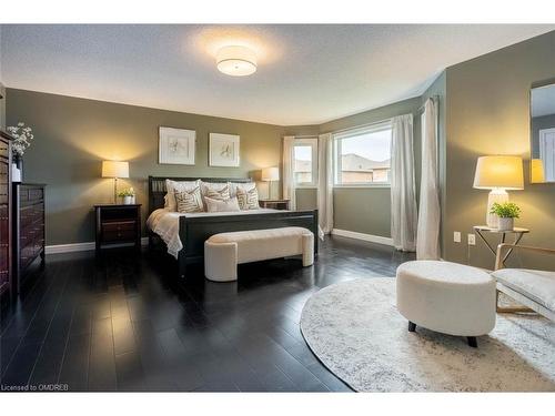 5183 Castlefield Drive, Mississauga, ON - Indoor Photo Showing Bedroom