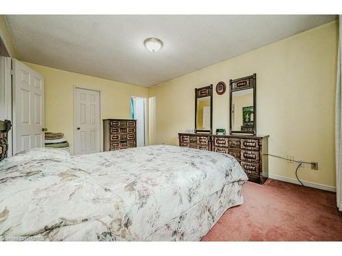 1491 Princeton Crescent, Oakville, ON - Indoor Photo Showing Bedroom