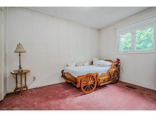1491 Princeton Crescent, Oakville, ON - Indoor Photo Showing Bedroom