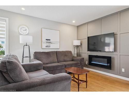 3162 Cantelon Crescent, Mississauga, ON - Indoor Photo Showing Living Room With Fireplace