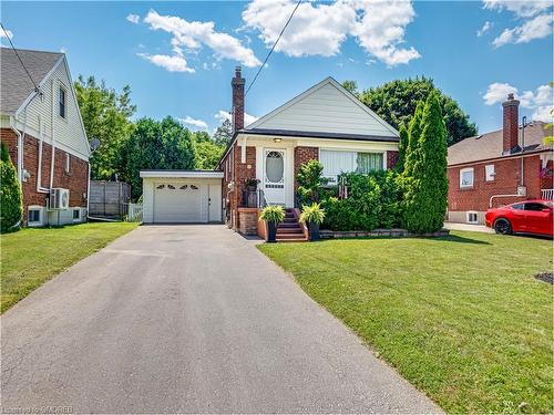 8 Willowhurst Crescent, Toronto, ON - Outdoor