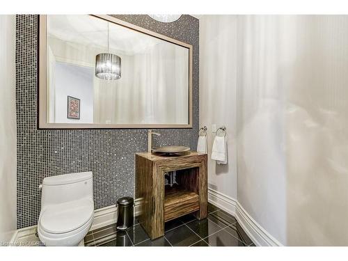 1035 Truman Avenue, Oakville, ON - Indoor Photo Showing Bathroom