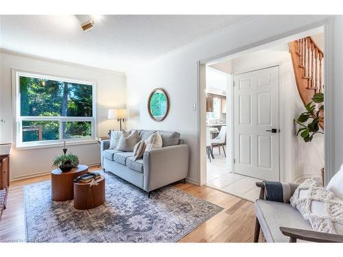 73 Stevenson Road, Oakville, ON - Indoor Photo Showing Living Room