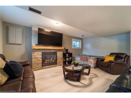 10 Mcmaster Drive, Haldimand, ON - Indoor Photo Showing Living Room With Fireplace