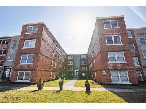 3A-5 East 36Th Street, Hamilton, ON - Outdoor With Facade