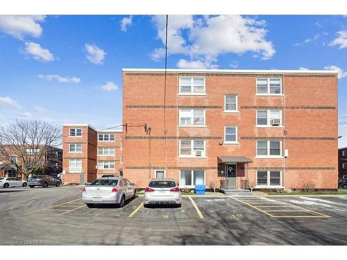 3A-5 East 36Th Street, Hamilton, ON - Outdoor