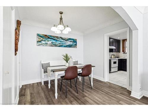 3A-5 East 36Th Street, Hamilton, ON - Indoor Photo Showing Dining Room