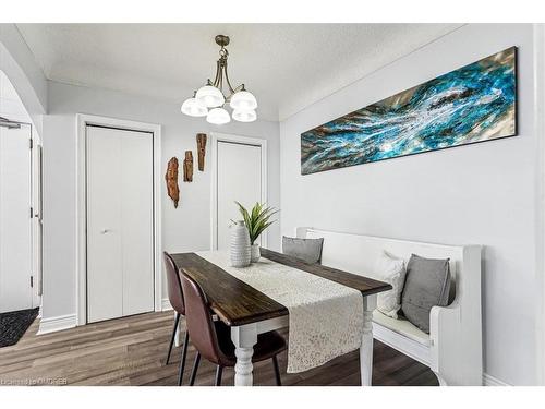 3A-5 East 36Th Street, Hamilton, ON - Indoor Photo Showing Dining Room