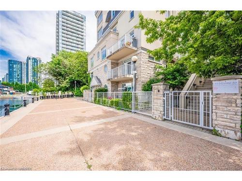 631-38 Stadium Road, Toronto, ON - Outdoor