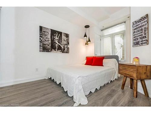 631-38 Stadium Road, Toronto, ON - Indoor Photo Showing Bedroom