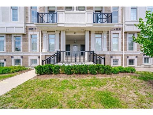 31-81 Armdale Road, Mississauga, ON - Outdoor With Balcony With Facade