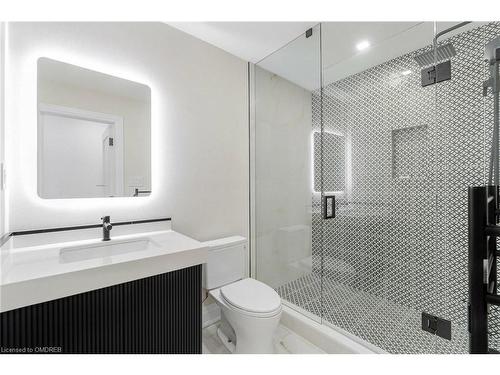 3004 Preserve Drive, Oakville, ON - Indoor Photo Showing Bathroom