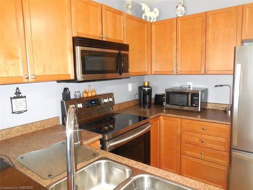 320-8 Harris Street, Cambridge, ON - Indoor Photo Showing Kitchen With Double Sink