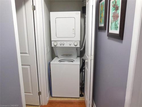 320-8 Harris Street, Cambridge, ON - Indoor Photo Showing Laundry Room