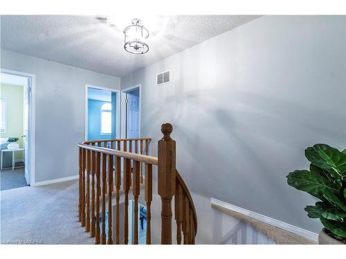 6503 Alderwood Trail, Mississauga, ON - Indoor Photo Showing Other Room