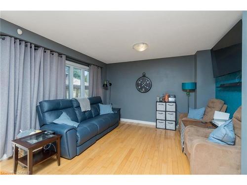 321 Michael Drive, Orangeville, ON - Indoor Photo Showing Living Room