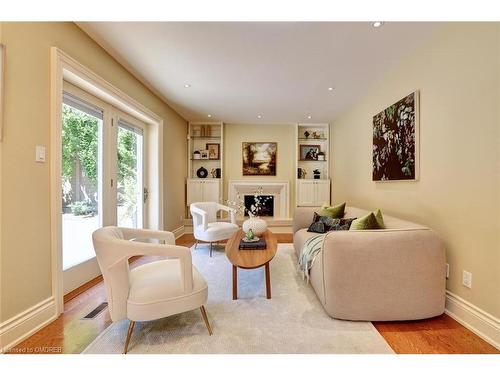 1735 Blythe Road, Mississauga, ON - Indoor Photo Showing Living Room With Fireplace