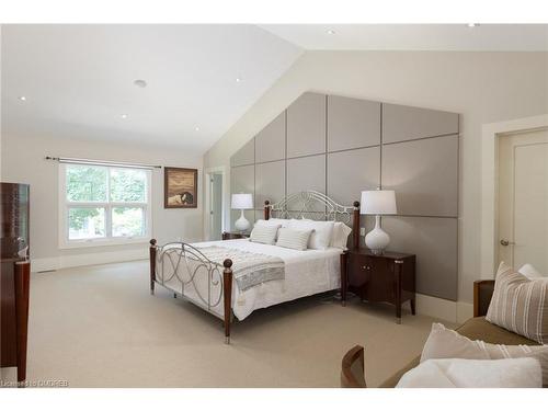 1414 Amber Crescent, Oakville, ON - Indoor Photo Showing Bedroom