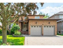 19 Caswell Drive  Hamilton, ON L9C 7N2