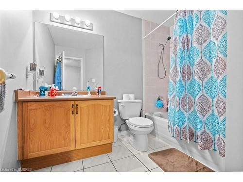 50-1889 Upper Wentworth Street, Hamilton, ON - Indoor Photo Showing Bathroom