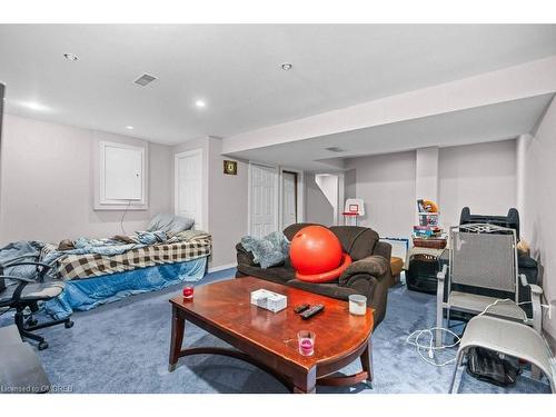 50-1889 Upper Wentworth Street, Hamilton, ON - Indoor Photo Showing Living Room