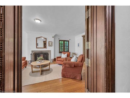 156 John Street W, Waterloo, ON - Indoor Photo Showing Living Room With Fireplace