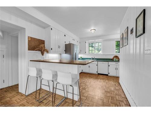 156 John Street W, Waterloo, ON - Indoor Photo Showing Kitchen