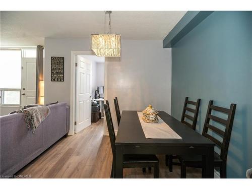 908-20 Edgecliff Golfway, Toronto, ON - Indoor Photo Showing Dining Room