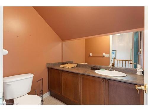 64-308 Silverbirch Boulevard, Hamilton, ON - Indoor Photo Showing Bathroom