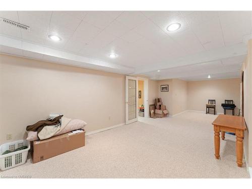 64-308 Silverbirch Boulevard, Hamilton, ON - Indoor Photo Showing Basement