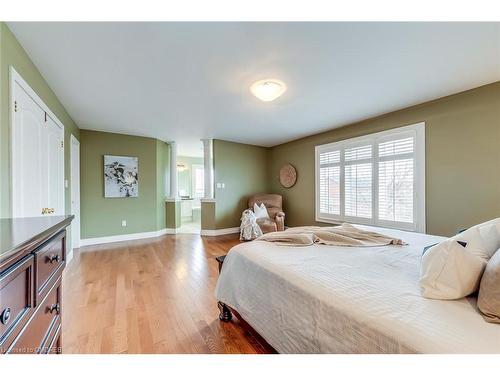 2018 Heatherwood Drive, Oakville, ON - Indoor Photo Showing Bedroom