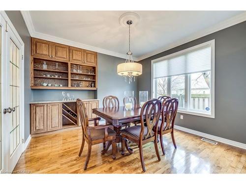 2018 Heatherwood Drive, Oakville, ON - Indoor Photo Showing Dining Room