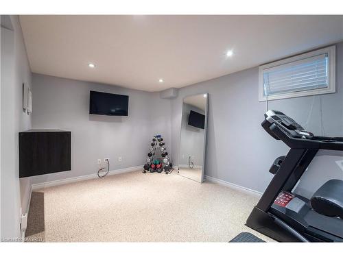 7-615 Rymal Road E, Hamilton, ON - Indoor Photo Showing Gym Room