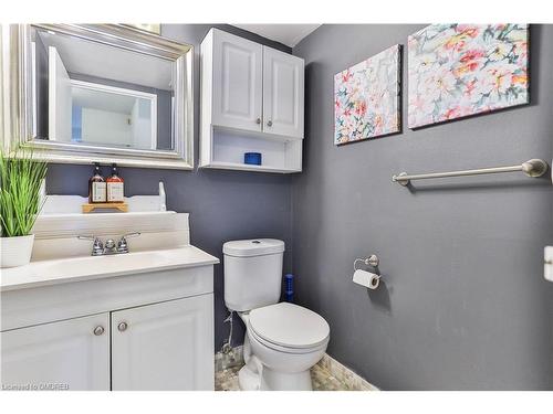 1102-150 Charlton Avenue E, Hamilton, ON - Indoor Photo Showing Bathroom