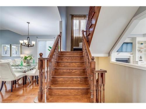 2216 Lapsley Crescent, Oakville, ON - Indoor