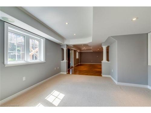 2216 Lapsley Crescent, Oakville, ON - Indoor Photo Showing Other Room