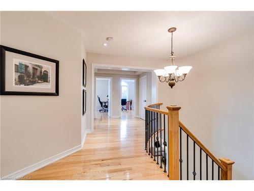 240 Butterfly Lane, Oakville, ON - Indoor Photo Showing Other Room