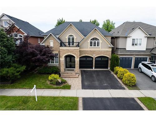 240 Butterfly Lane, Oakville, ON - Outdoor With Facade