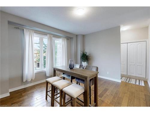 252 Andrews Trail, Milton, ON - Indoor Photo Showing Dining Room