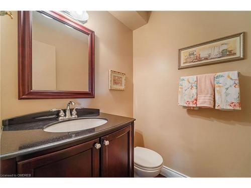 796 Thistle Down Court, Mississauga, ON - Indoor Photo Showing Bathroom
