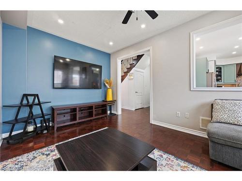 1075 Mccuaig Drive, Milton, ON - Indoor Photo Showing Living Room