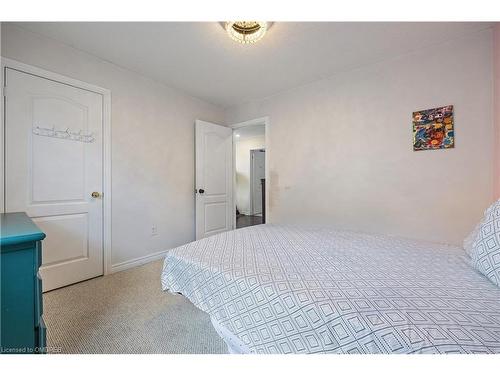 1075 Mccuaig Drive, Milton, ON - Indoor Photo Showing Bedroom