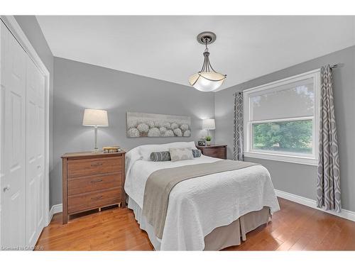 631 Trudale Court, Oakville, ON - Indoor Photo Showing Bedroom